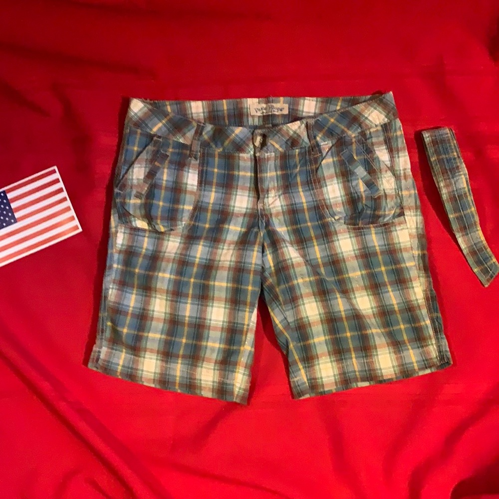 Paris Blues Plaid Shorts+ Belt